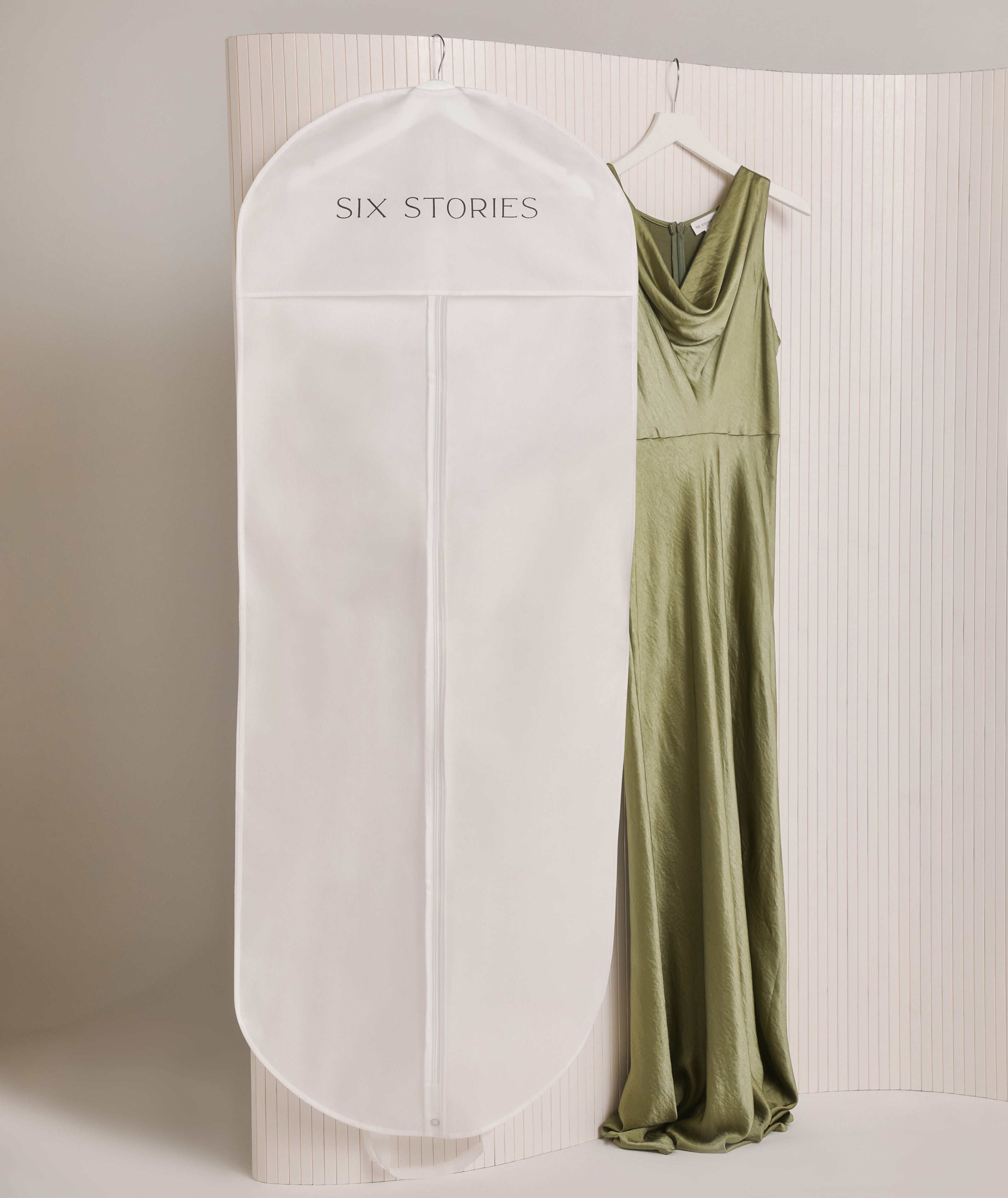 long garment bags dresses Six Stories Bag promo_Labour Day 2026 Thousands of new formal No bridesmaid wants their Color:M-Dusk