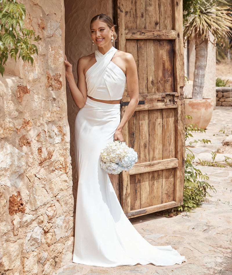 Chiffon skirt train hotsell