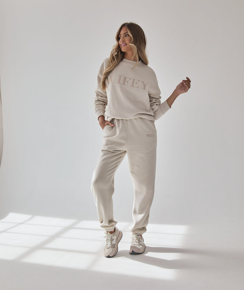 Wifey Statement Sweatshirt - Champagne